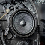 OPTION SET-242 – Système audio pour Hyundai i30 PD (2017–2020) | Amplificateur DSP + Subwoofer + Haut-parleurs avant et arrière OPTION